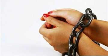 إحالة البلوجر أروى قاسم للمحكمة الاقتصادية بتهمة سب وقذف طليقة المطرب مسلم