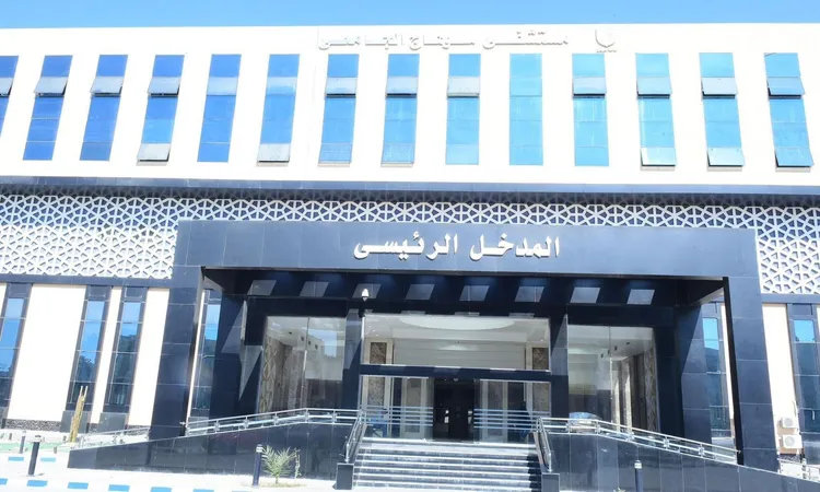 أثناء تأديتها مهام عملها.. اعتداء 3 أشخاص على طبيبة بمستشفى سوهاج الجامعي