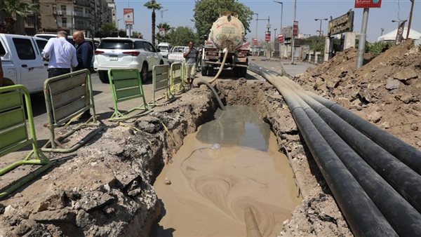الانتهاء من أعمال الحفر النفقي لكابلات تغذية محطات مياه جزيرة الذهب