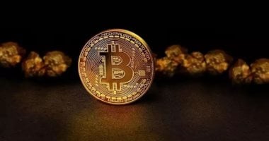 تراجع البتكوين إلى 108 آلاف و830 دولارا وسط توترات تجارية ومخاطر ائتمانية