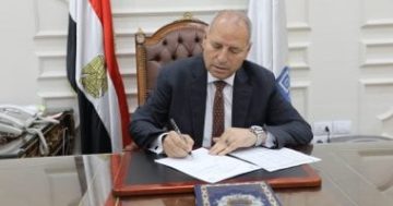 محافظ القاهرة: نقل 2000 ميكروباص من ميدان رمسيس للمواقف الجديدة