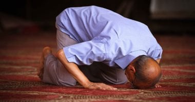 رحيل هادئ فى بيت الله.. وفاة مسن أثناء الصلاة بقرية أولاد بهيج بسوهاج