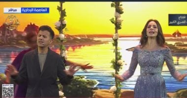 آمال ماهر وحمزة نمرة يقدمان أغنية مصر وطن السلام بحضور الرئيس السيسى