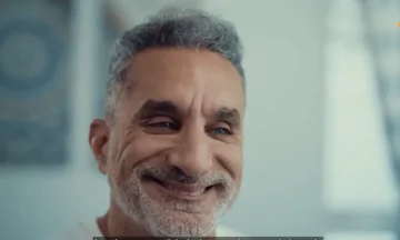 الإعلام المصري قال إني جاسوس.. باسم يوسف يروي كواليس ارتدائه ملابس الجيش الأمريكي
