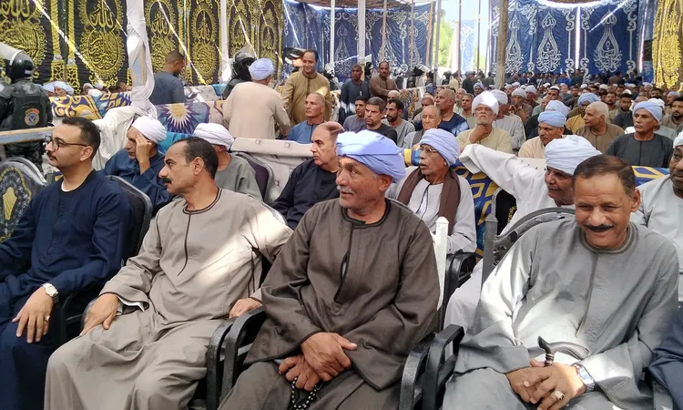 الصلح خير.. إنهاء خصومة ثأرية بين عائلة الحوكة عائلة آل بكر في قنا “صور”