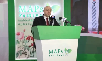 محافظ بني سويف: المحافظة تساهم ما بين 40 إلى 60% من صادرات مصر من النباتات الطبية والعطرية