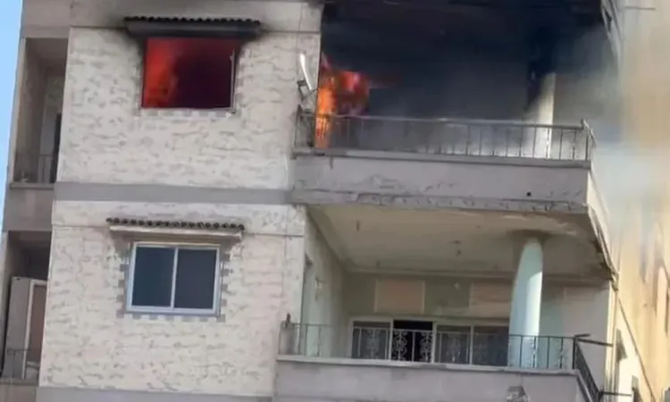 شاحن هاتف محمول يتسبب في حريق داخل شقة بالإسكندرية
