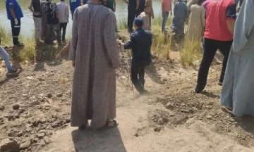 لاجراء تحليل المخدرات له.. التحفظ على سائق سيارة بعد انقلابها داخل ترعة بقنا