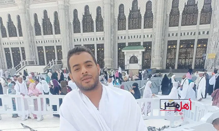 بعد وصوله من السعودية.. تشييع جثمان شاب وافته المنية بعد أداء مناسك العمرة بساعات في قنا