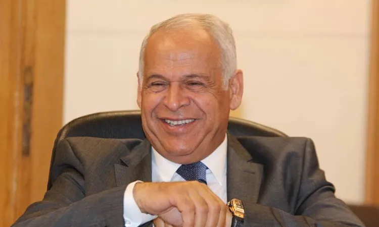 اعتصام فرج عامر يثير الجدل بين أعضاء نادي سموحة بالإسكندرية قبل انعقاد الجمعية العمومية