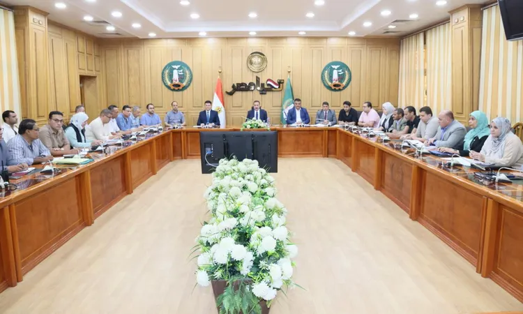 محافظ المنوفية يوجه بدرجة الاستعداد لتقديم الدعم اللوجيستي لانتخابات مجلس النواب 2025