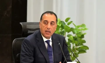رئيس الوزراء يتابع الموقف التنفيذي لمراكز البيانات الحكومية