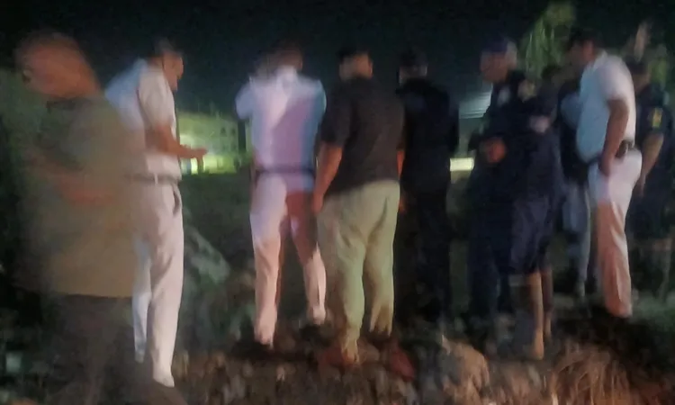 انقلاب سيارة ملاكي على طريق فرشوط الزراعي بقنا