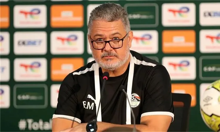 ميكالي يرحب بمفاوضات اتحاد الكرة لتدريب منتخب الشباب بعد رحيل أسامة نبيه (خاص)