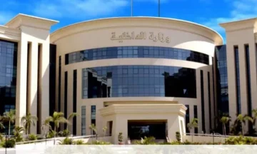 وزارة الداخلية: ضبط تشكيلين عصابيين تخصصا في سرقة المساكن والمواقع الإنشائية بالقاهرة