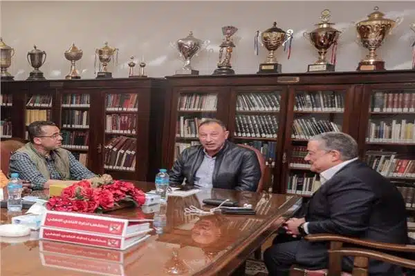 فشلت صفقة القرن.. الداهية الإفريقية يرفض الانضمام إلى الأهلي
