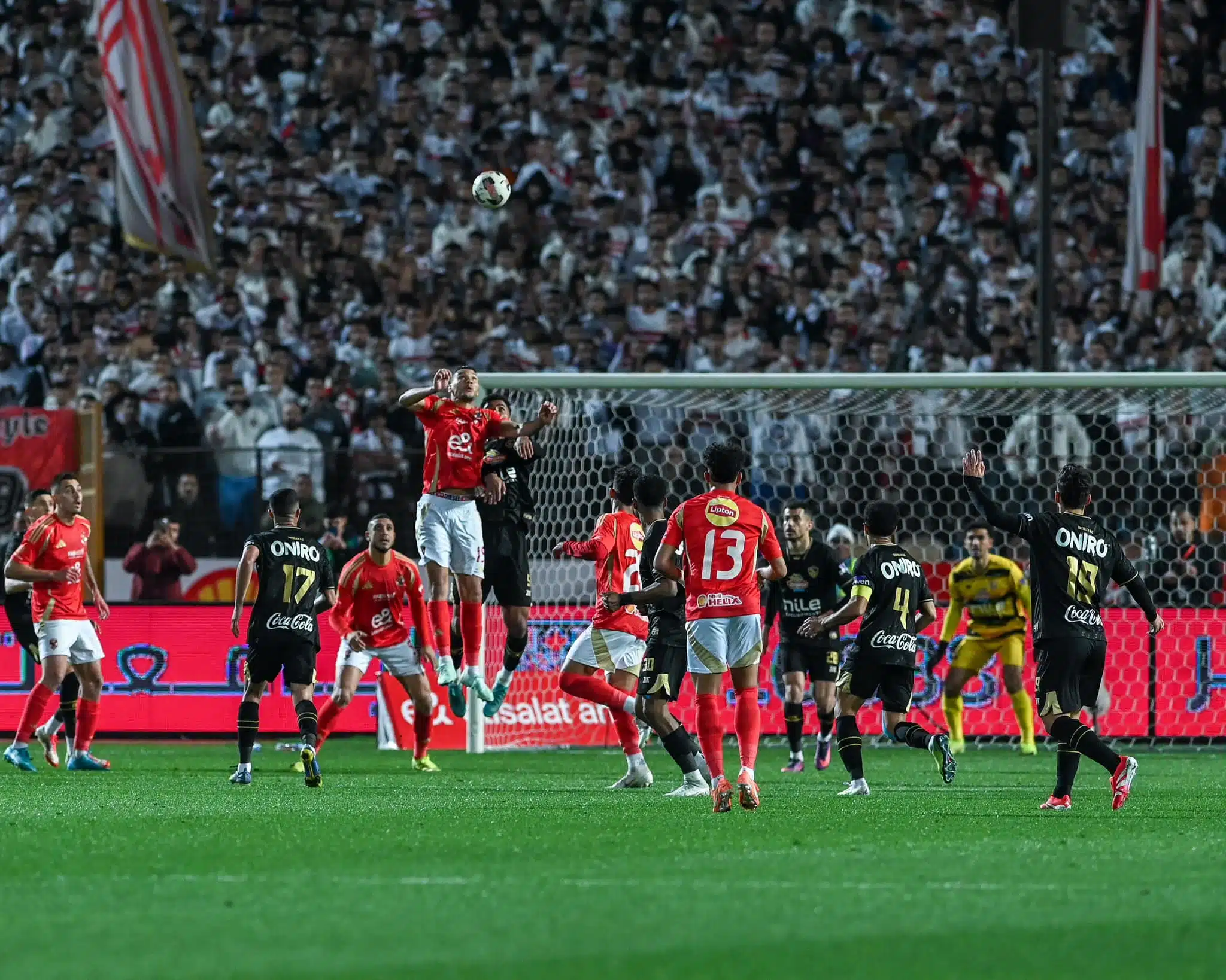 بعد زيزو.. صفقة مدوية من داخل الزمالك إلى الأهلي